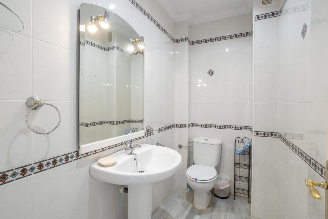 Las Flores 5 - Large Townhouse Nerja Exterior foto